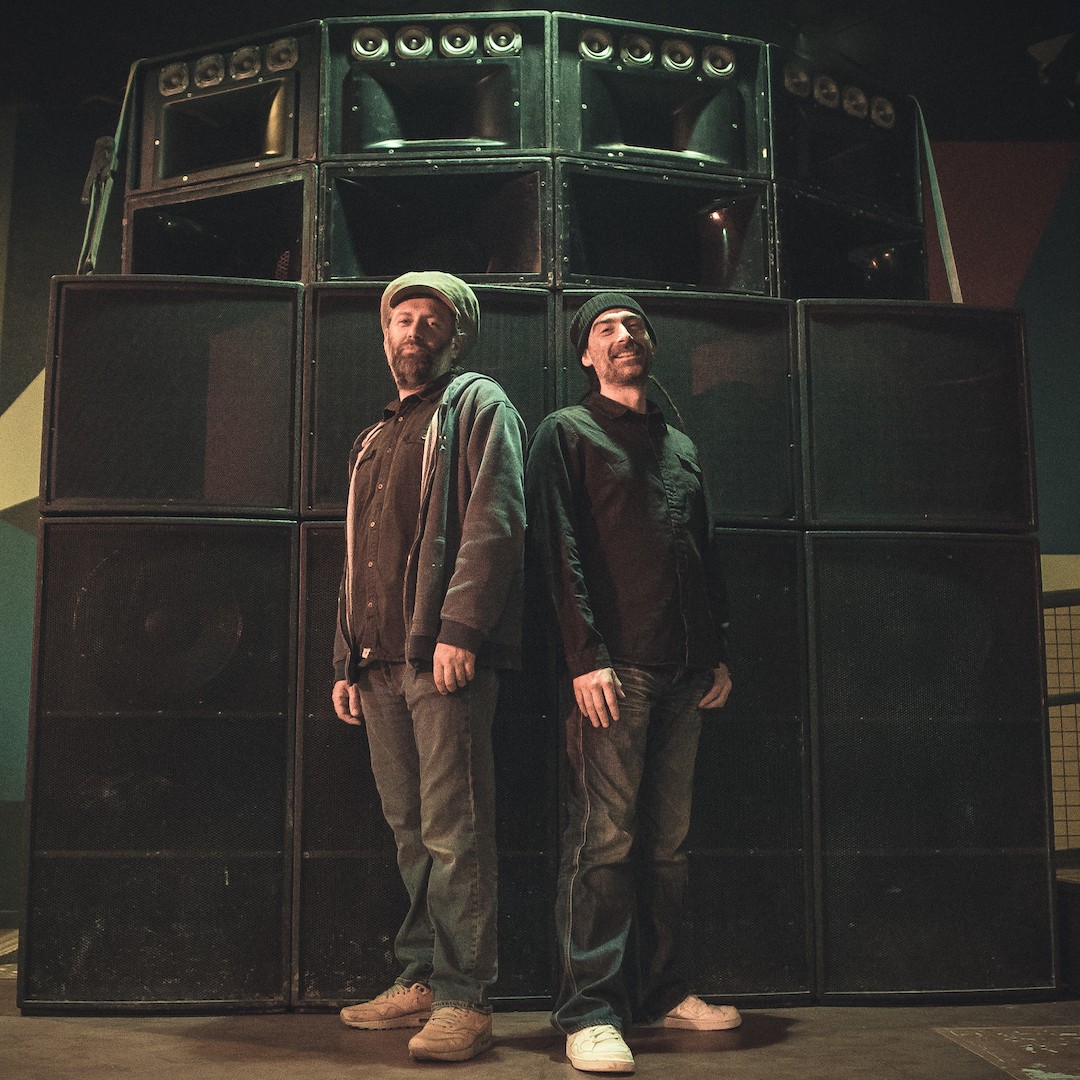 BLACKBOARD JUNGLE SOUNDSYSTEM Skinfama